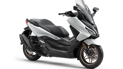 Honda Forza Tampil Semakin Berkelas dengan Panel Meter TFT Baru dan Warna Eksklusif