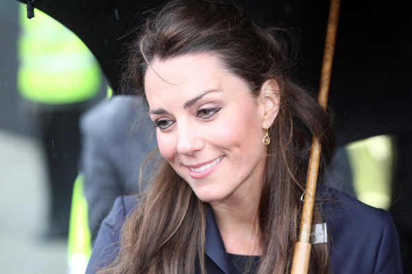 kate middleton thin. kate middleton thin. is kate. psaxena. 10-01 08:09 PM