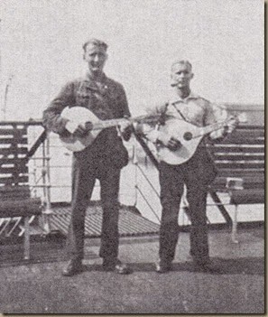 Willy-Balla-and-friend-with-mandolin