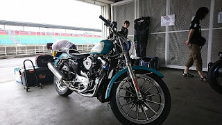 スポーツスター サーキット ハーレー