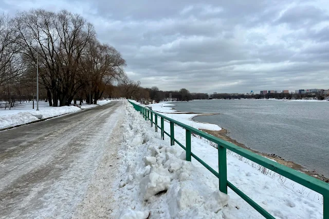 парк Коломенское, Москва-река, набережная