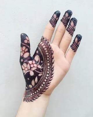 Semicircle Designer Mehndi