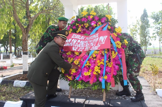 ZIARAH NASIONAL & TABUR BUNGA HUT TNI KE 72 