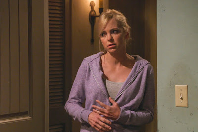 Mom Season 7 Anna Farris Image 1