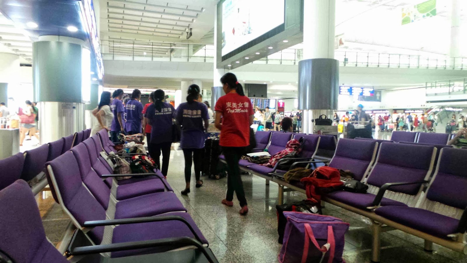 WHATEVER I'M BACKPACKER!: Tips Menginap di Bandara 