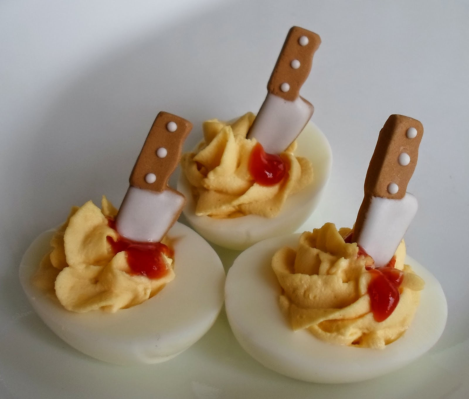 Happier Than A Pig In Mud: Halloween Deviled Eggs-4 ideas