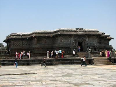  Bhim had booked a Qualis which arrived abrupt at  IndiabesttravelMap; BELUR HALEBID KEMMENGUNDI