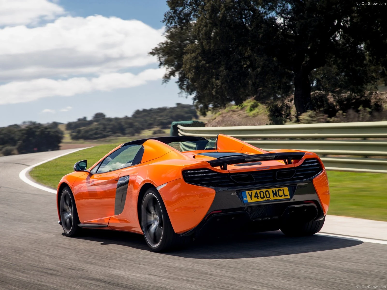 Hình ảnh siêu xe McLaren 650S Spider 2015 & nội ngoại thất