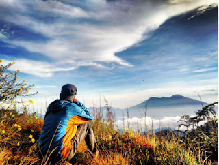 gunung di Jawa Timur untuk pendakian 