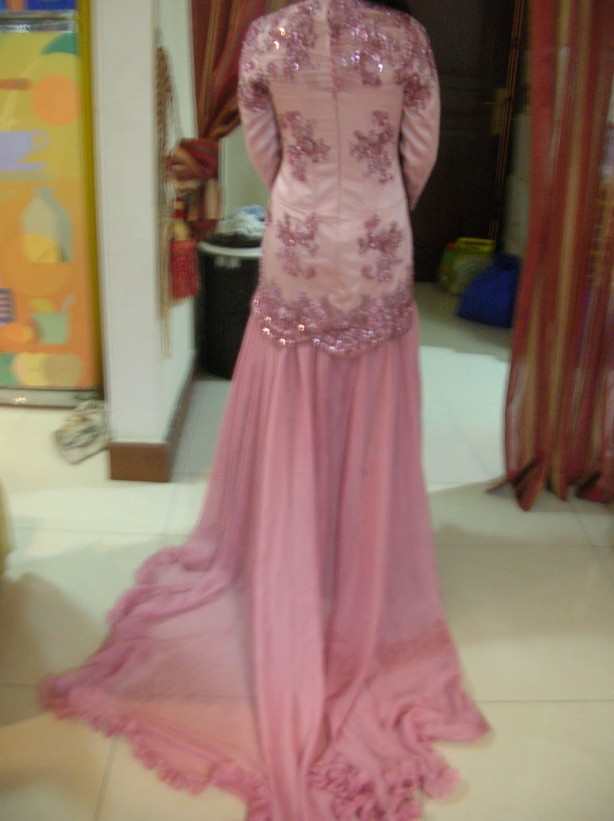Payet Gaun Pesta  Desain Baju Pesta, Kebaya Modern dan 