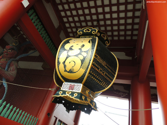 Puerta Hozomon en el Templo Sensoji