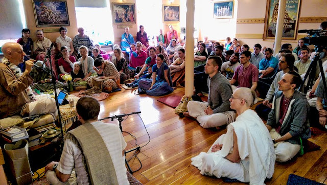 Sankarshan Das Teaching Krishna Consciousness in Riga, Latvia