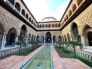 Foto de uno de los patios del Real Alcazar