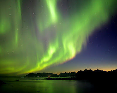 lights wallpaper. The Northern Lights Wallpaper