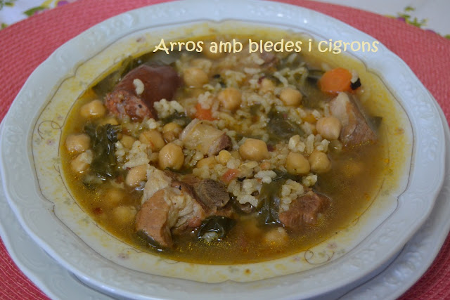 ARROS AMB BLEDES I CIGRONS, Arroz con acelgas y garbanzos.