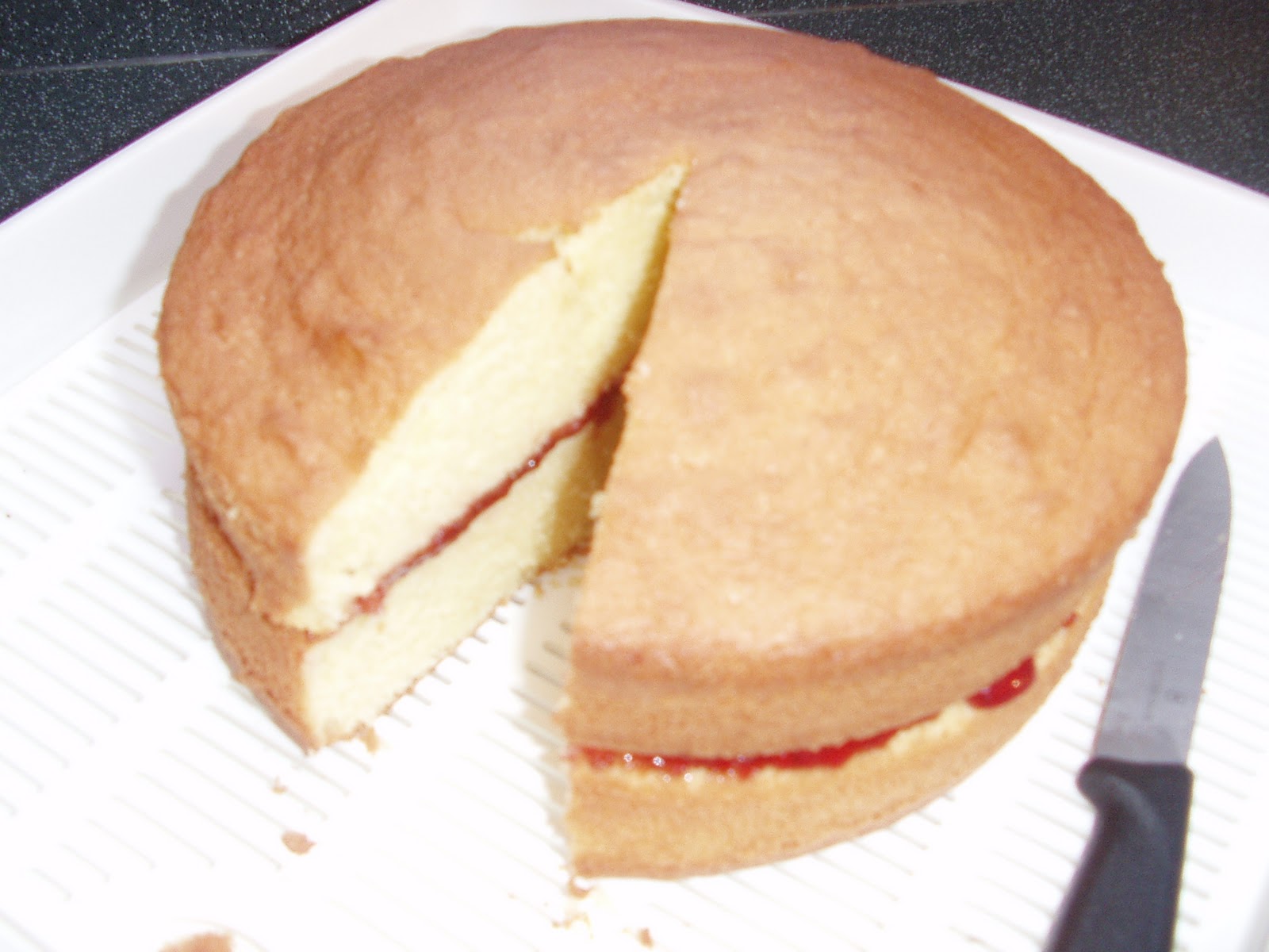 Strawberry jam and vanilla sponge cake