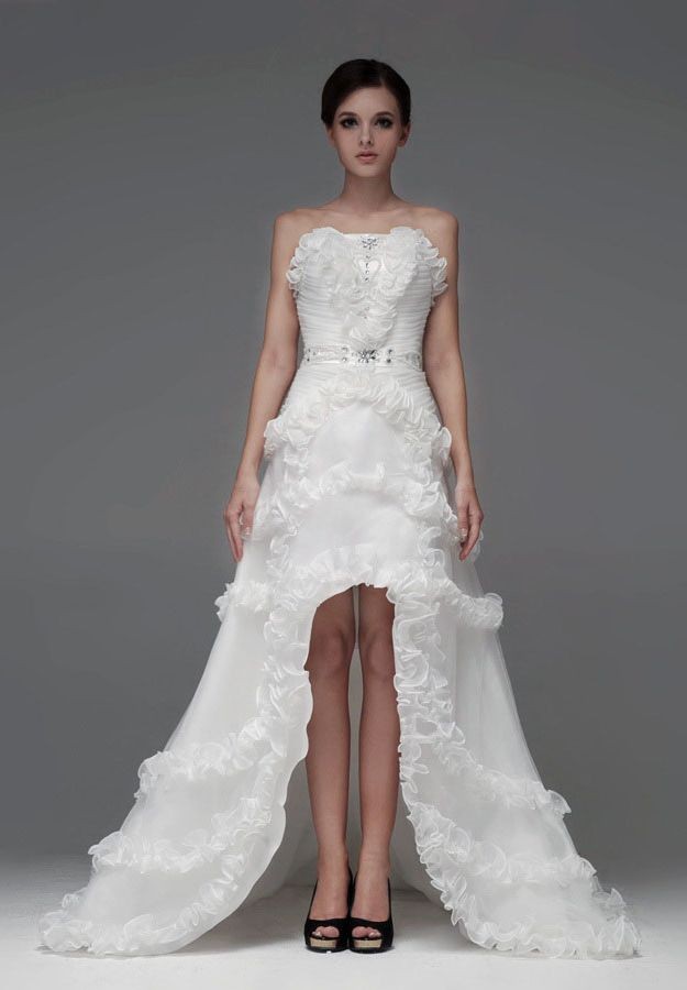 Choosing High low Wedding Dresses for the Big Day