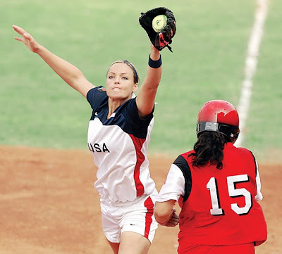 Jennie Lynn Finch (born