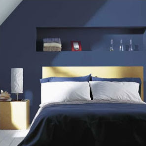 Attic Bedroom Ideas on Blue Bedroom Design  Blue And White Bedroom Color Schemes