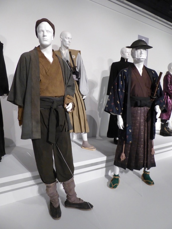 Silence film costumes