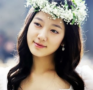 Park Shin Hye - Lovely Day