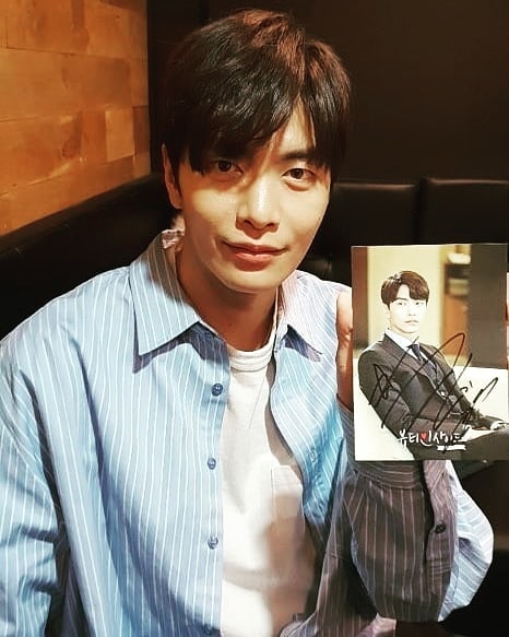 Lee min ki, biodata lee min ki, lee min ki biodata, profil lee min ki, lee min ki profile, lee min ki drama tv, lee min ki film, foto lee min ki, lee min ki photos, 이민기.