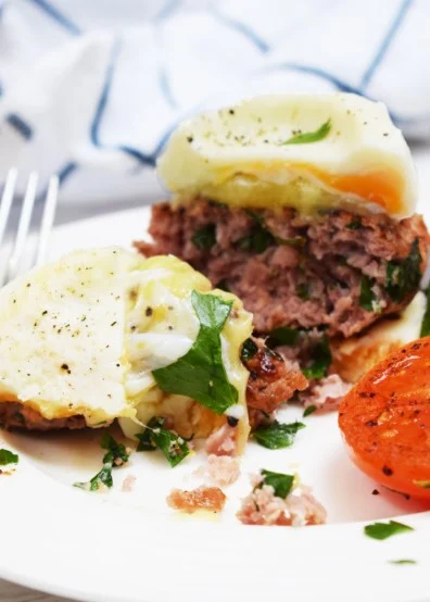 LOW CARB BREAKFAST BURGER