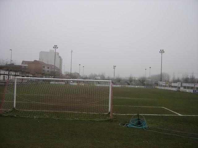 Campo de Fútbol de Puente Castro | Campo de césped natural + artificial en León | Fotos antiguas 