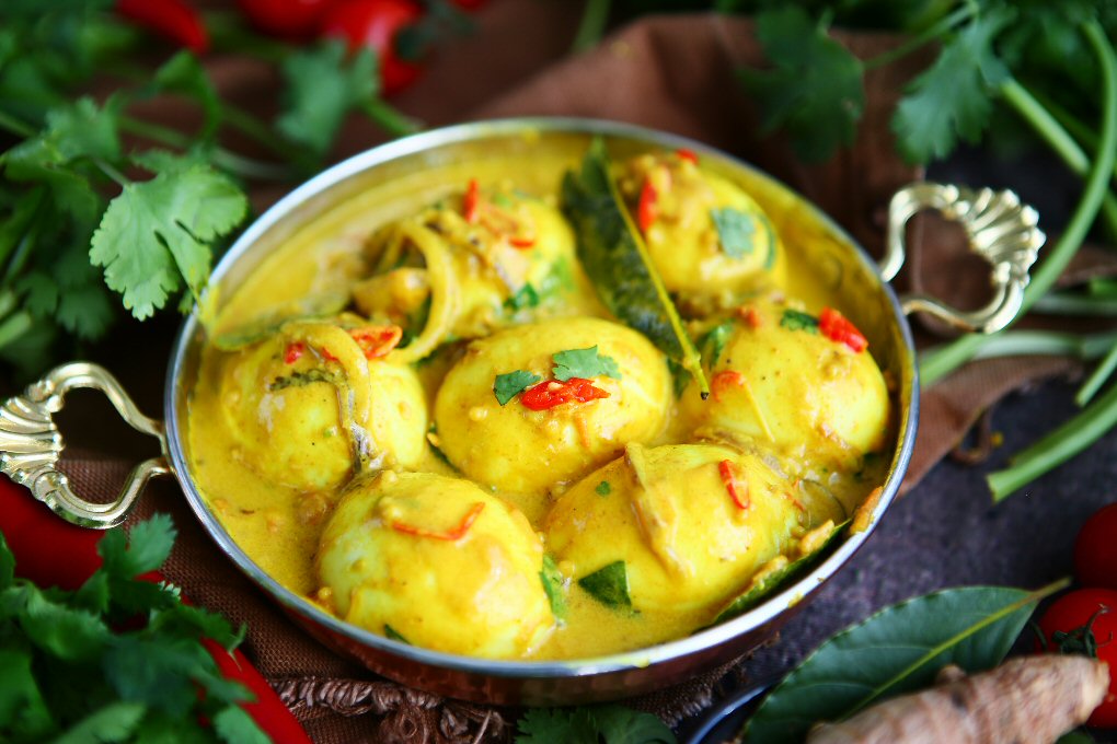 Golden Egg Curry