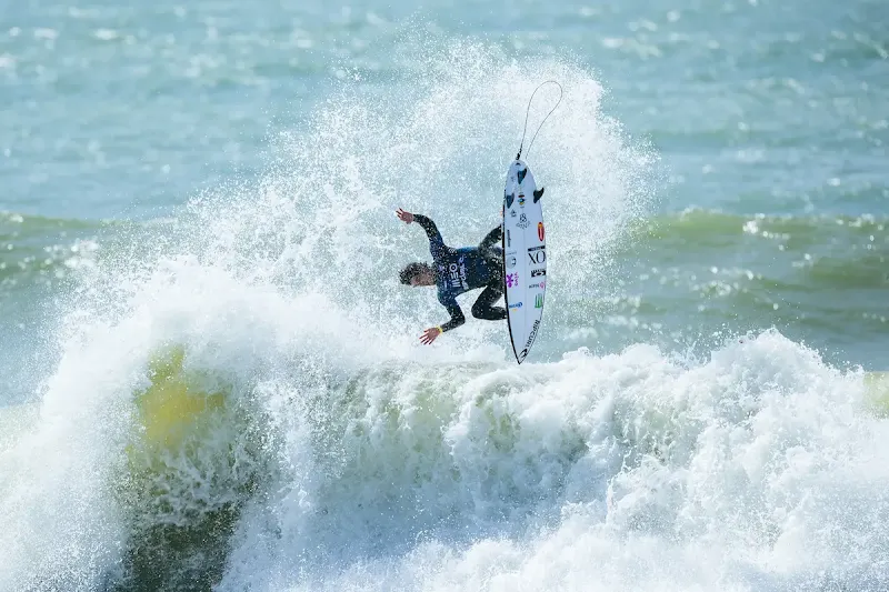 Gabriel Medina (Foto: QUA0750 Damien Poullenot)