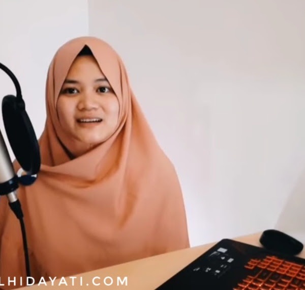 Farah Qoonita, Penulis Muda & Muslimah Aktivis, Tulisan yang Punya 'ruh' 