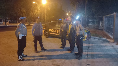 Antisipasi GKTM, Personil Samapta Polsek Purwakarta Polres Cilegon Laksanakan Patroli Blue Light