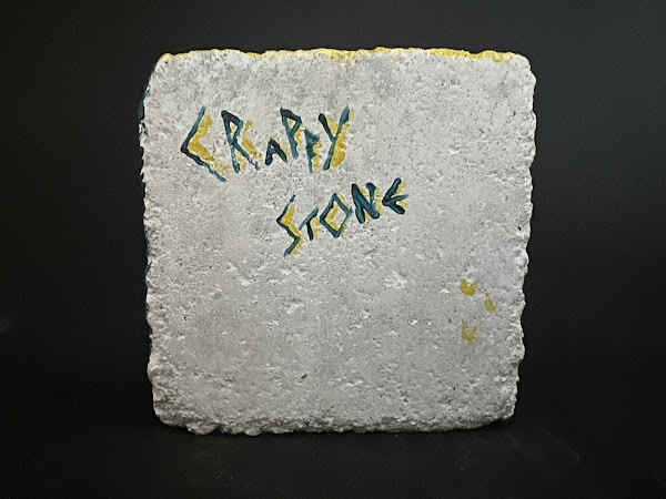 Crappy Stone, achterkant