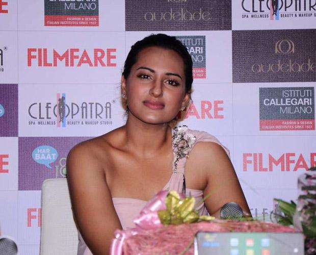 sonakshi sinha a function hot photoshoot