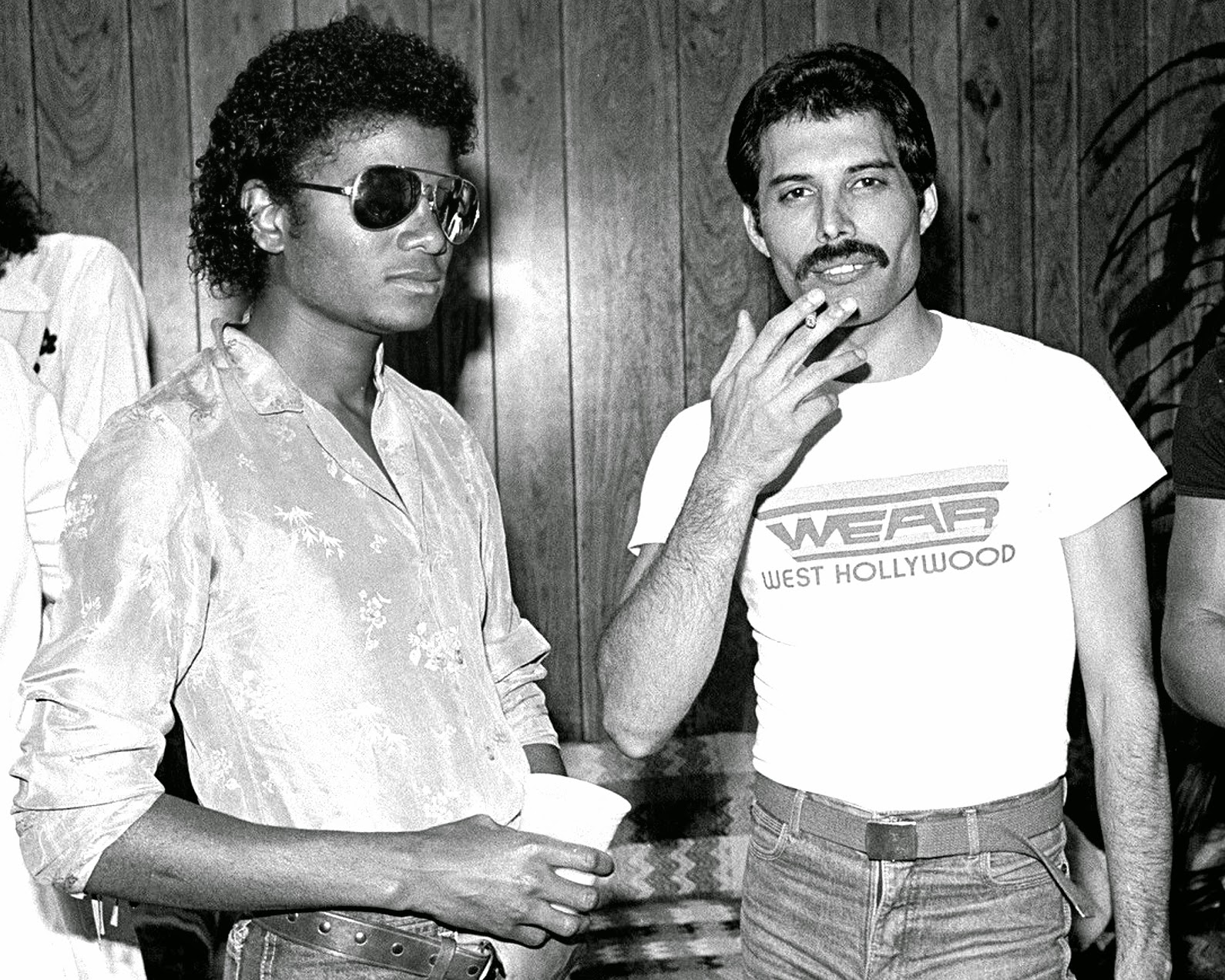 Freddie Mercury & Michael Jackson - There Must Be More to Life Than This  (Queen Forever)