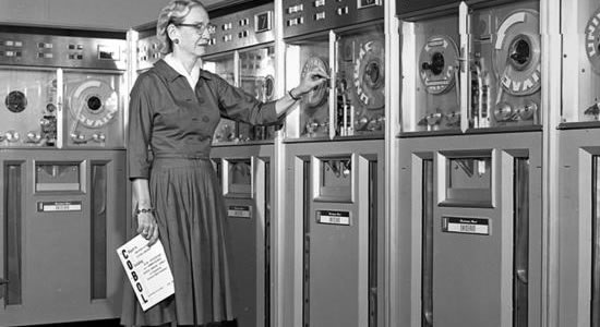 Jogo que homenageia Grace Hopper ensina programação para adultos