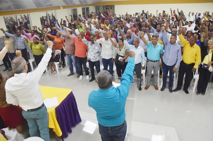 Alfredo Martínez llama salir a las calles por el triunfo de Gonzalo Castillo