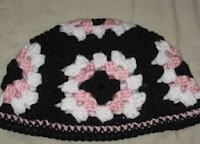 http://translate.googleusercontent.com/translate_c?depth=1&hl=es&rurl=translate.google.es&sl=en&tl=es&u=http://craftychristina.blogspot.com.es/2007/11/soley-granny-squares-hat-pattern.html&usg=ALkJrhh-d8G3m50iwL3usqS7SGaDbQcBvw