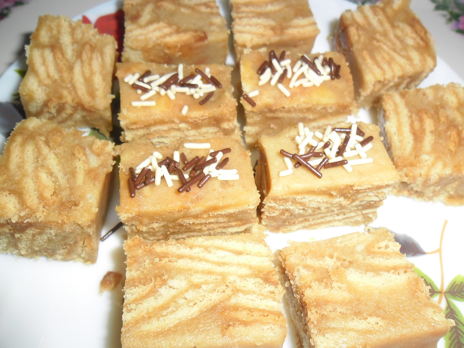 Zalekha Luvs Cooking: Kek Batik Horlick