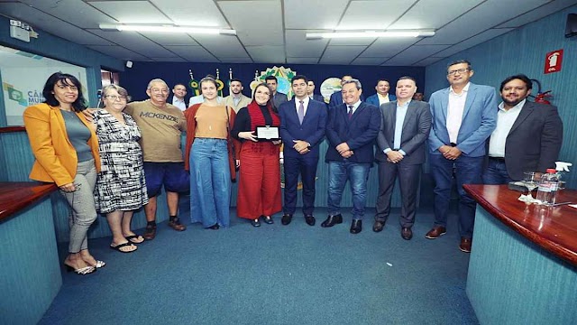 A Câmara de Senador Canedo realizou Sessão Solene nesta terça-feira, 07/06