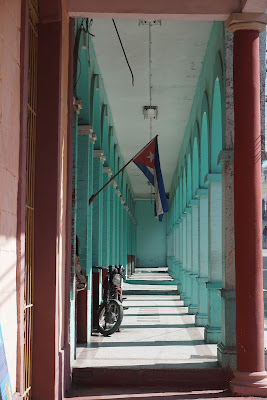 Trottoirs en colonnade à Cienfuegos 