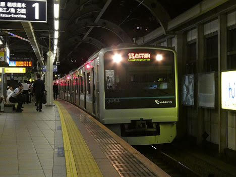 【ダイヤ改正で1本だけ設定！】新宿始発の各駅停車　成城学園前行き