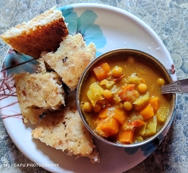 Poda Pitha with Ghuguni