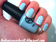 So here we go, baby blue with an accent polka dot ring finger in. (polka dot baby blue )