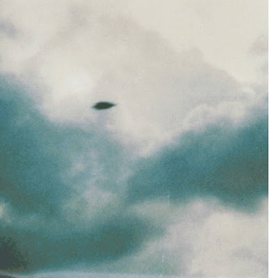 UFO Pictures - 138 Years of UFO Sightings 1870-2008 Seen On www.coolpicturegallery.net