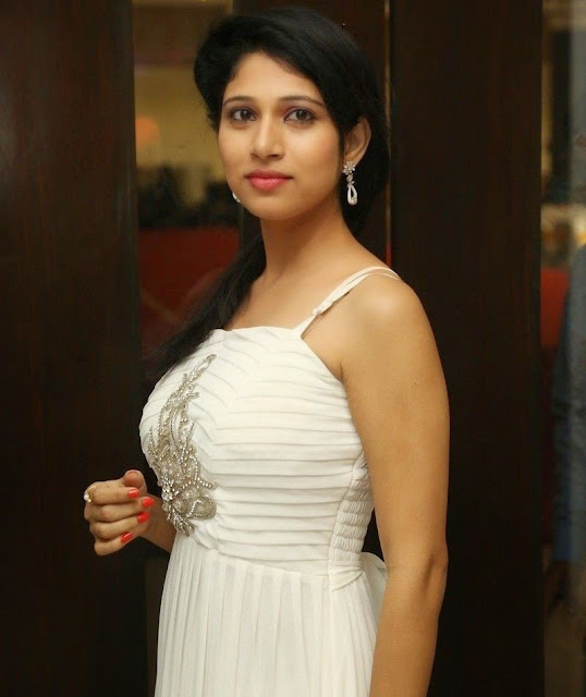 Tamil Actress Vandhitha Hot Photos in White Dress