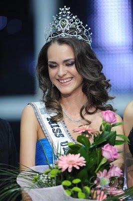 Olesya Stefanko - Miss Ukraine Universe 2011