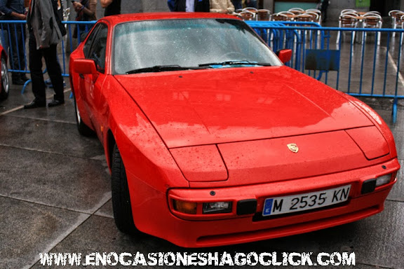 Porsche 944