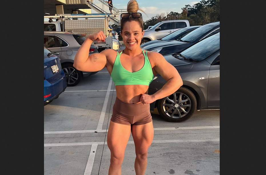 What do female bodybuilders take to get big?