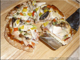 mini ranch pizza entry 1 for Hidden Valley Ranch Recipe Challenge